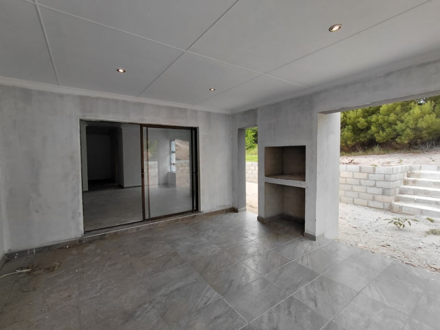 3 Bedroom Property for Sale in Paradise Beach Eastern Cape